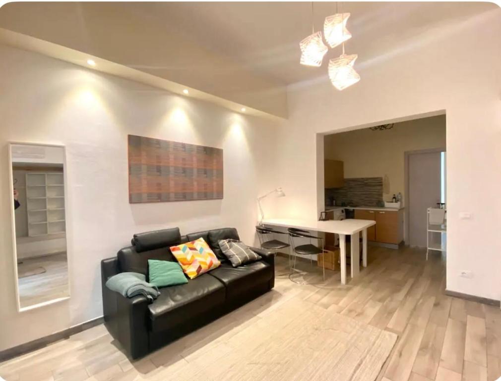 Cosy Modern Flat Private Patio Lejlighed Firenze Eksteriør billede